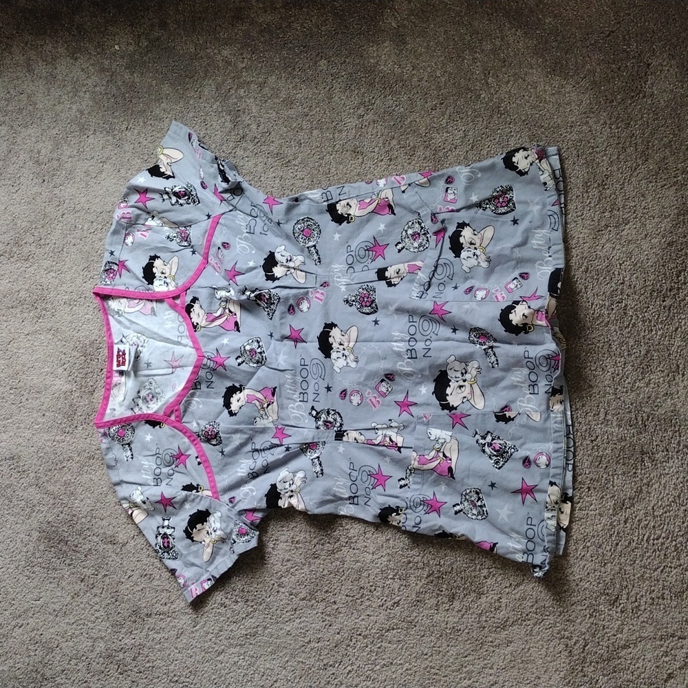 Betty Boop Gray Pink Cartoon Print V-Neck Scrub Top SIZE S